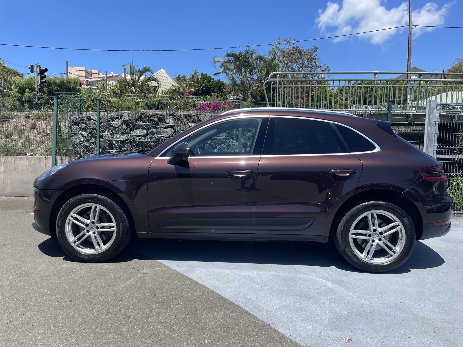 PORSCHE MACAN 1 2.0L ESS 237CH BVA 4X4 d'occasion, photo 2