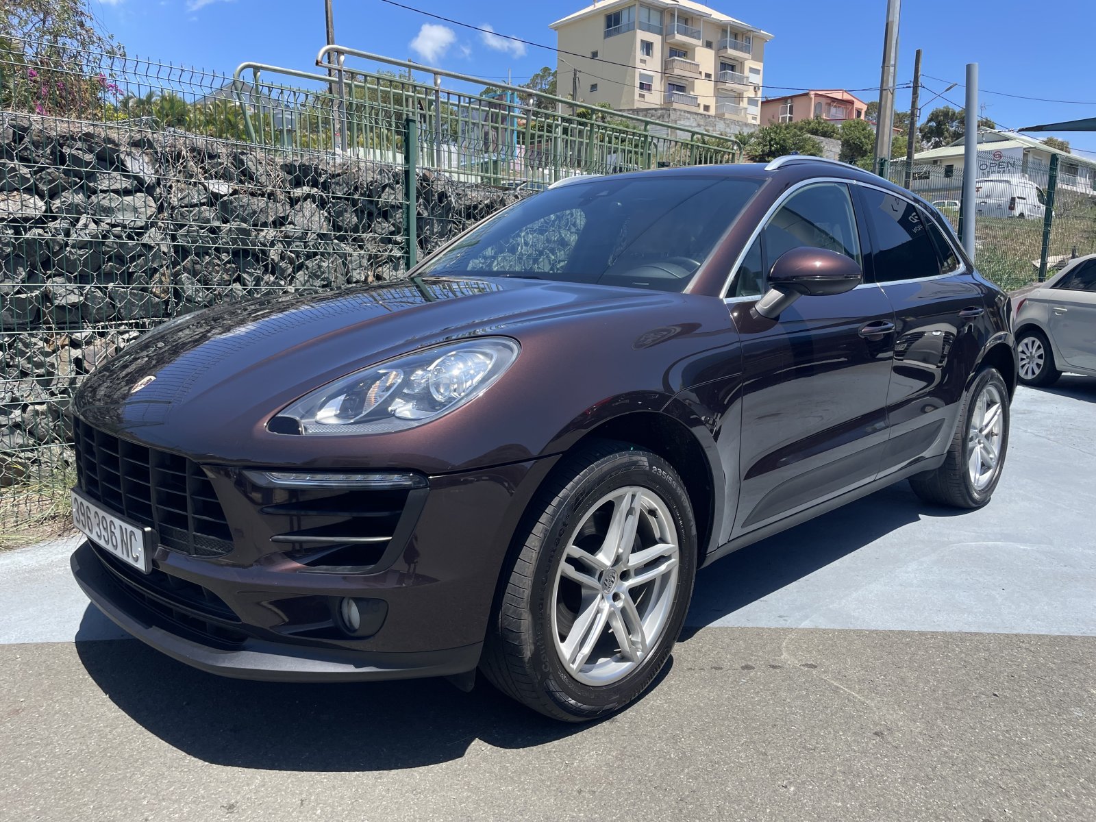 PORSCHE MACAN 1 2.0L ESS 237CH BVA 4X4 d'occasion, vue principale