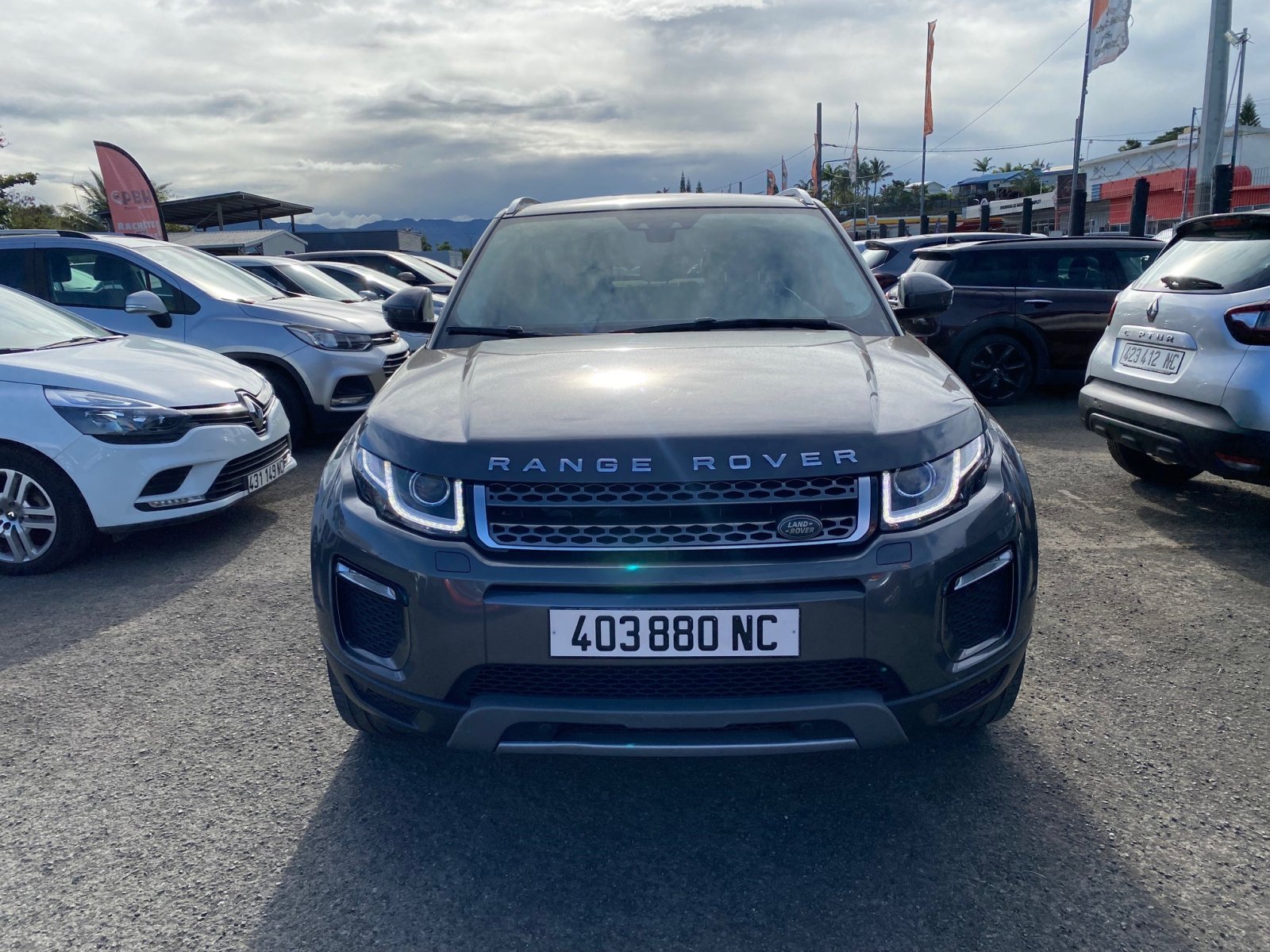 LAND ROVER EVOQUE HSE TD4 2L DSL BVA 5 d'occasion, photo 2