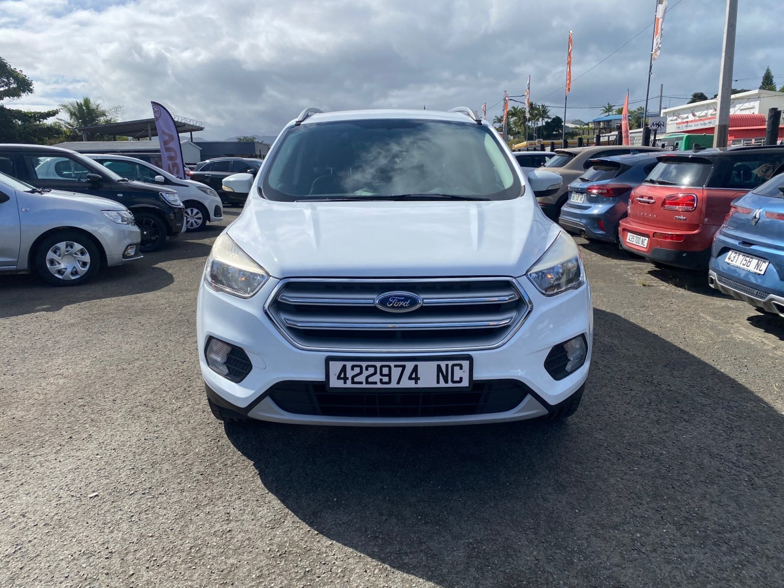 FORD KUGA TITANIUM 1.5L ESS 175CV BVA8 4X4 d'occasion, photo 2