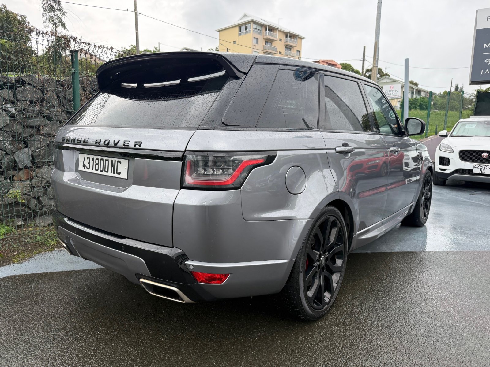 LAND ROVER RANGE ROVER RANGE SPORT HSE DYNAMIC 5.0L V8 ESS 525 CH BVA 4X4 d'occasion, photo 3
