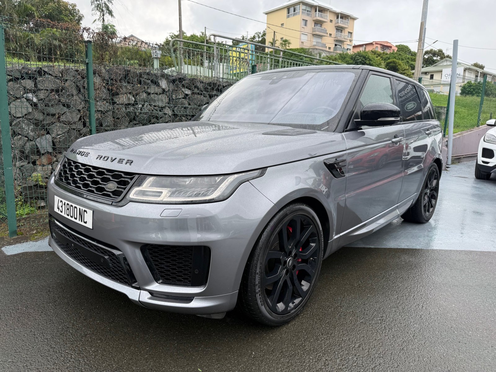 LAND ROVER RANGE ROVER RANGE SPORT HSE DYNAMIC 5.0L V8 ESS 525 CH BVA 4X4 d'occasion, vue principale