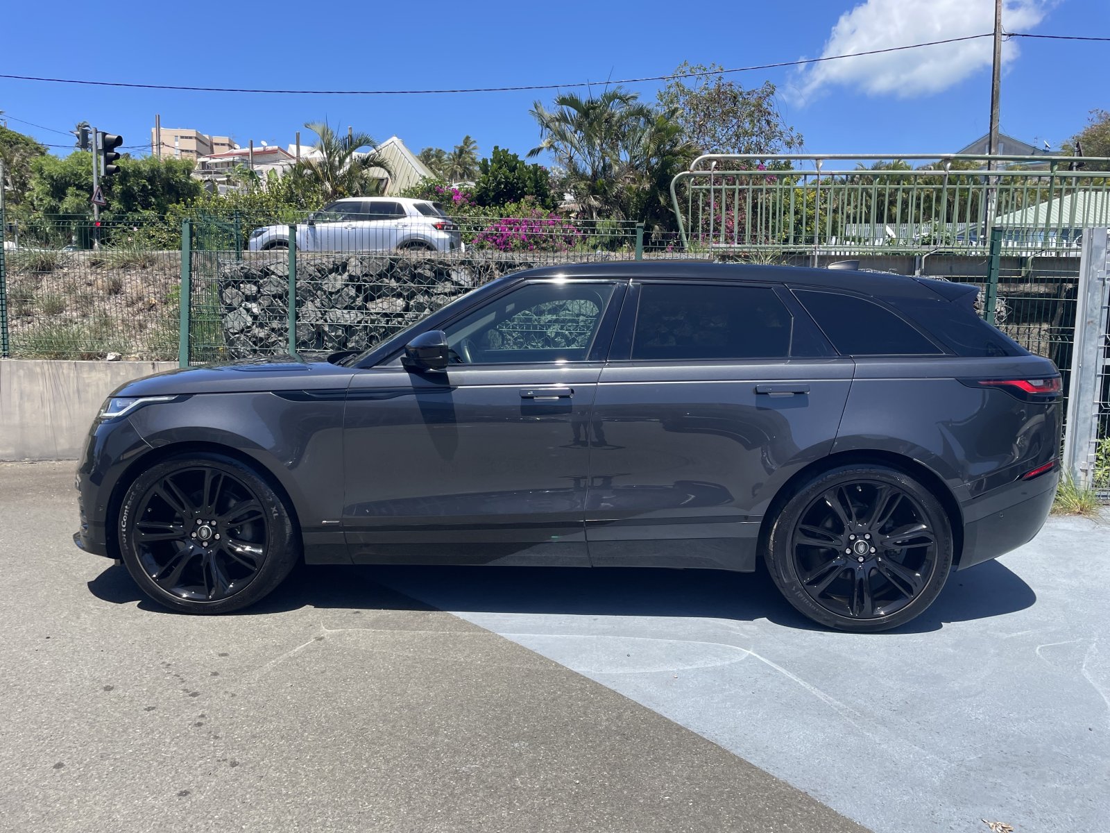 LAND ROVER VELAR RANGE ROVER VELAR R-DYNAMIC 3.0L ESS 340CH BVA 4X4 d'occasion, photo 2