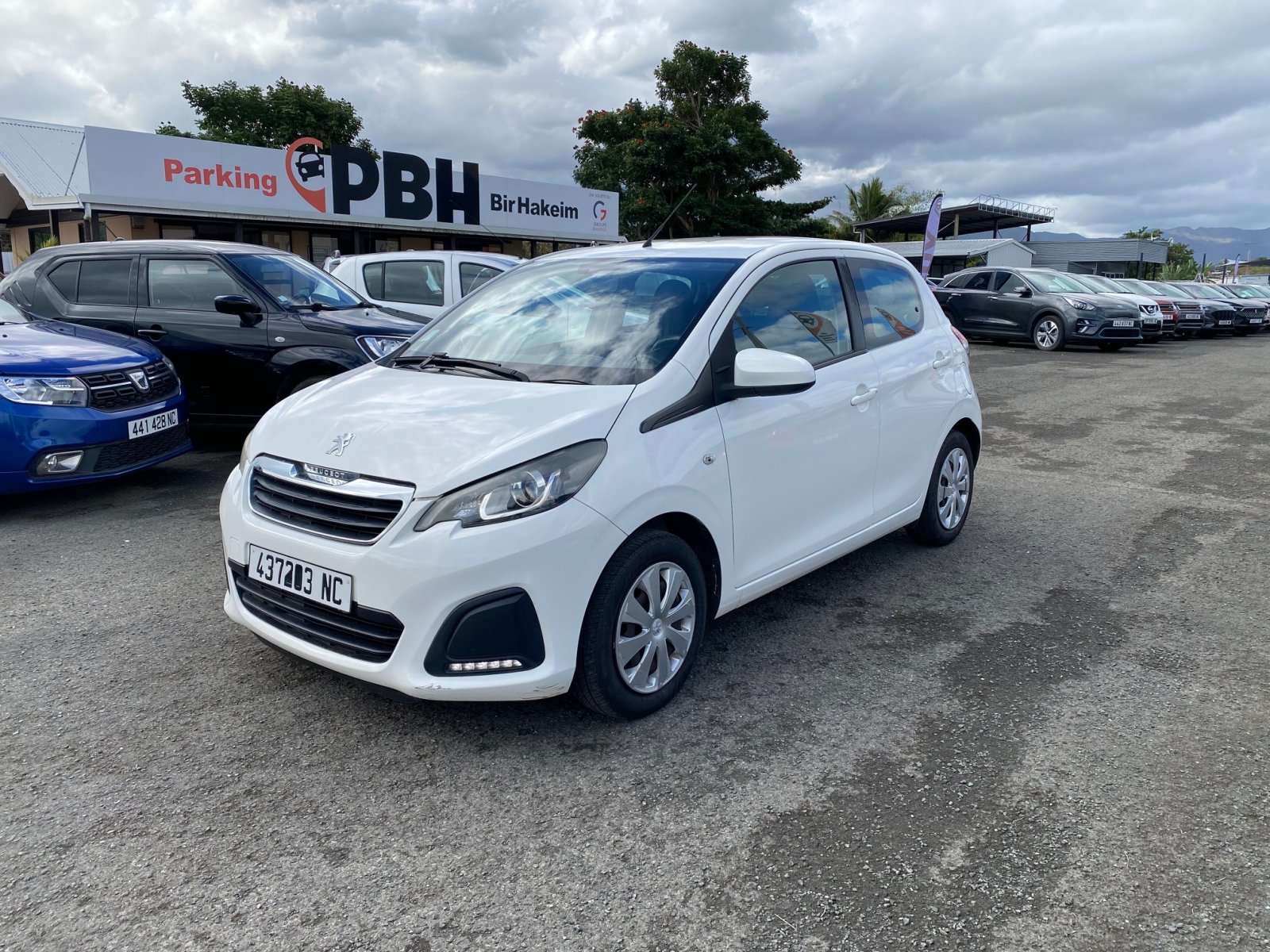 PEUGEOT 108 BVM d'occasion, vue principale