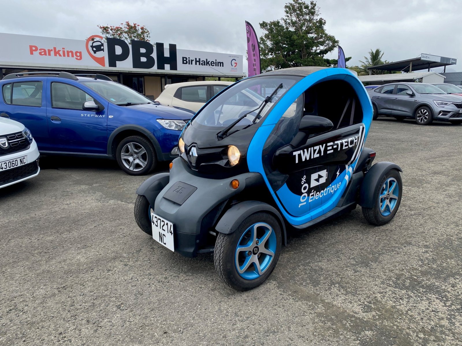 RENAULT TWIZY QUADRICYC.LOURD 17CH d'occasion, vue principale