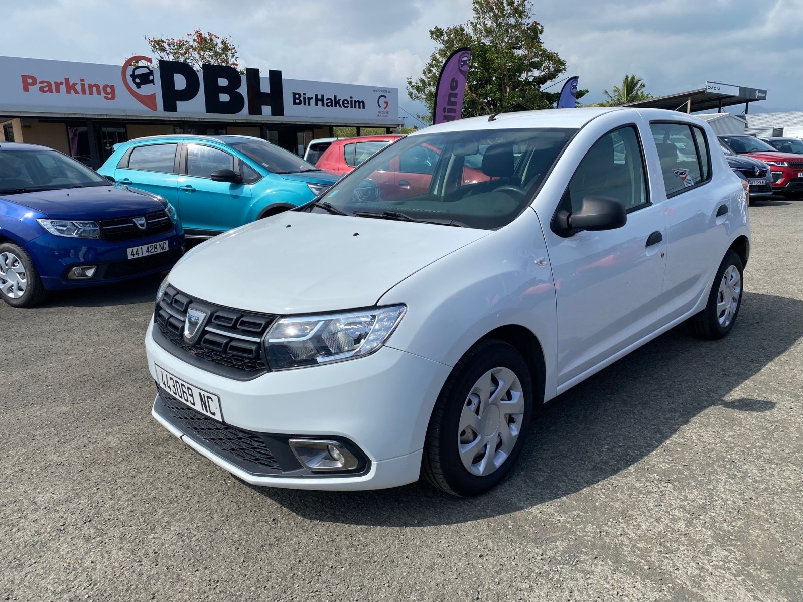 DACIA SANDERO AMBIANCE 1.6 85CH d'occasion, vue principale