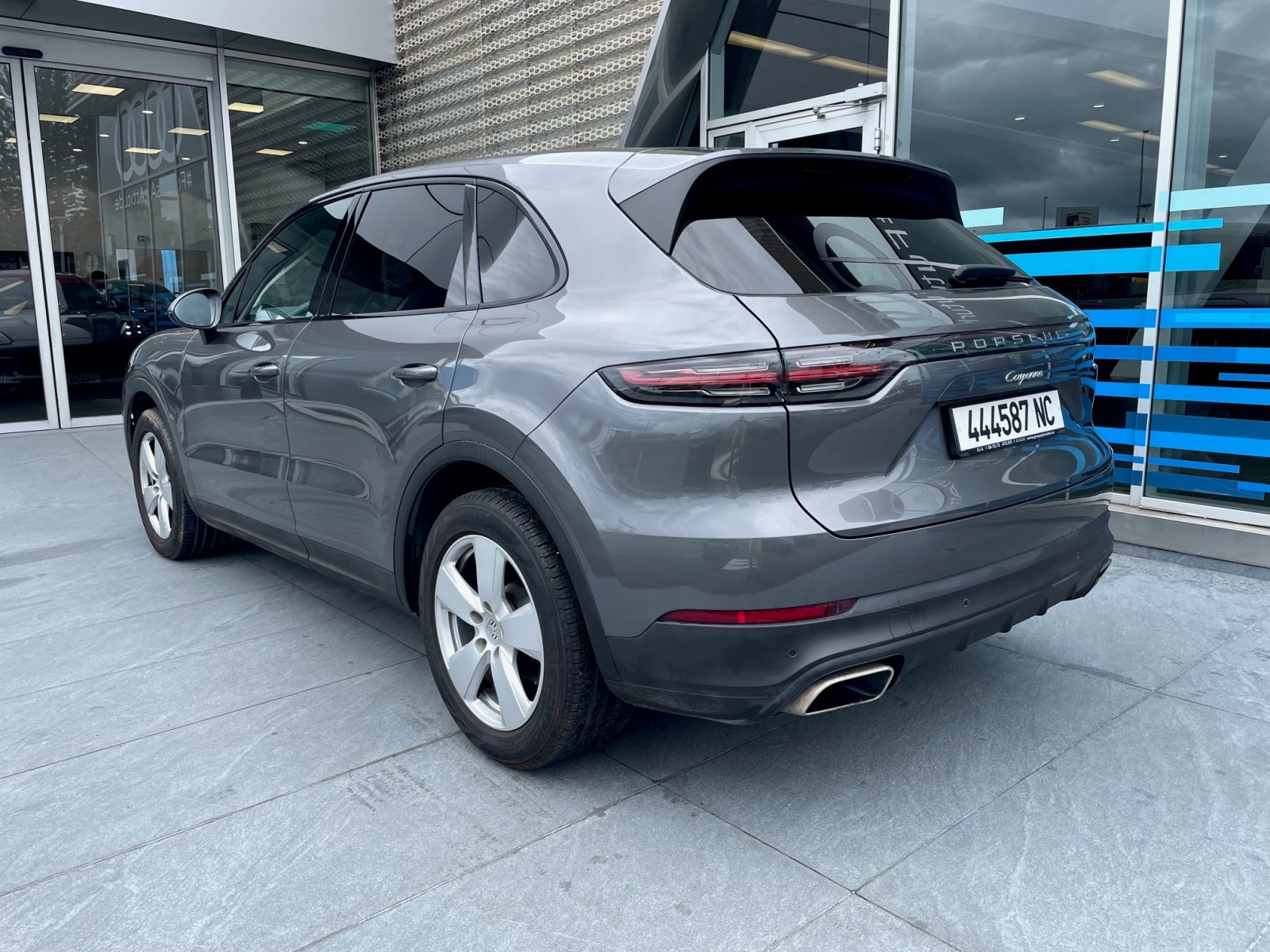 PORSCHE CAYENNE E3 3.0L V6 ESS 340CH BVA 4X4 d'occasion, photo 3