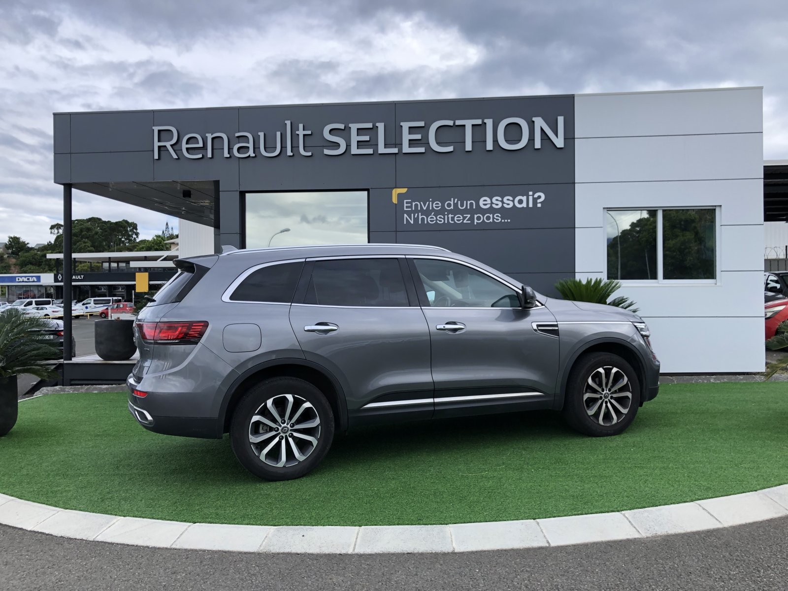 RENAULT KOLEOS PH2 4X4 2.5L 170CH C d'occasion, photo 2