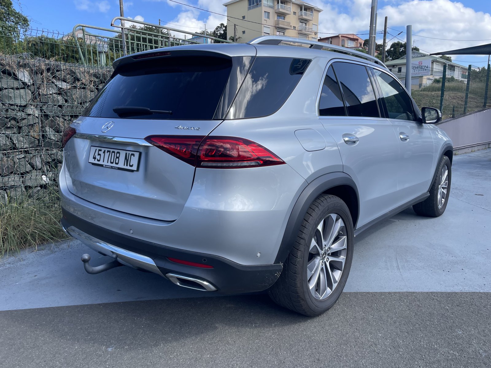 MERCEDES BENZ CLASSE GLE GLE 300 D 2.0L DSL 245CH BVA 4X4 d'occasion, photo 3