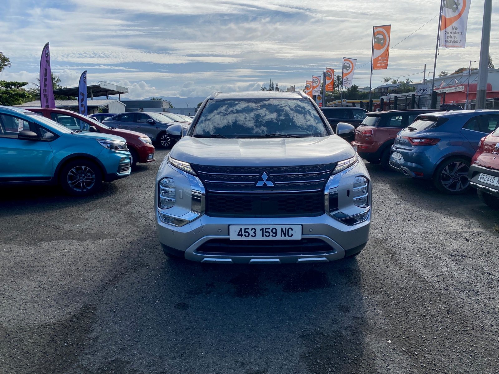 MITSUBISHI OUTLANDER H-LINE 2,5L ESS 184CV BVA8 d'occasion, photo 2