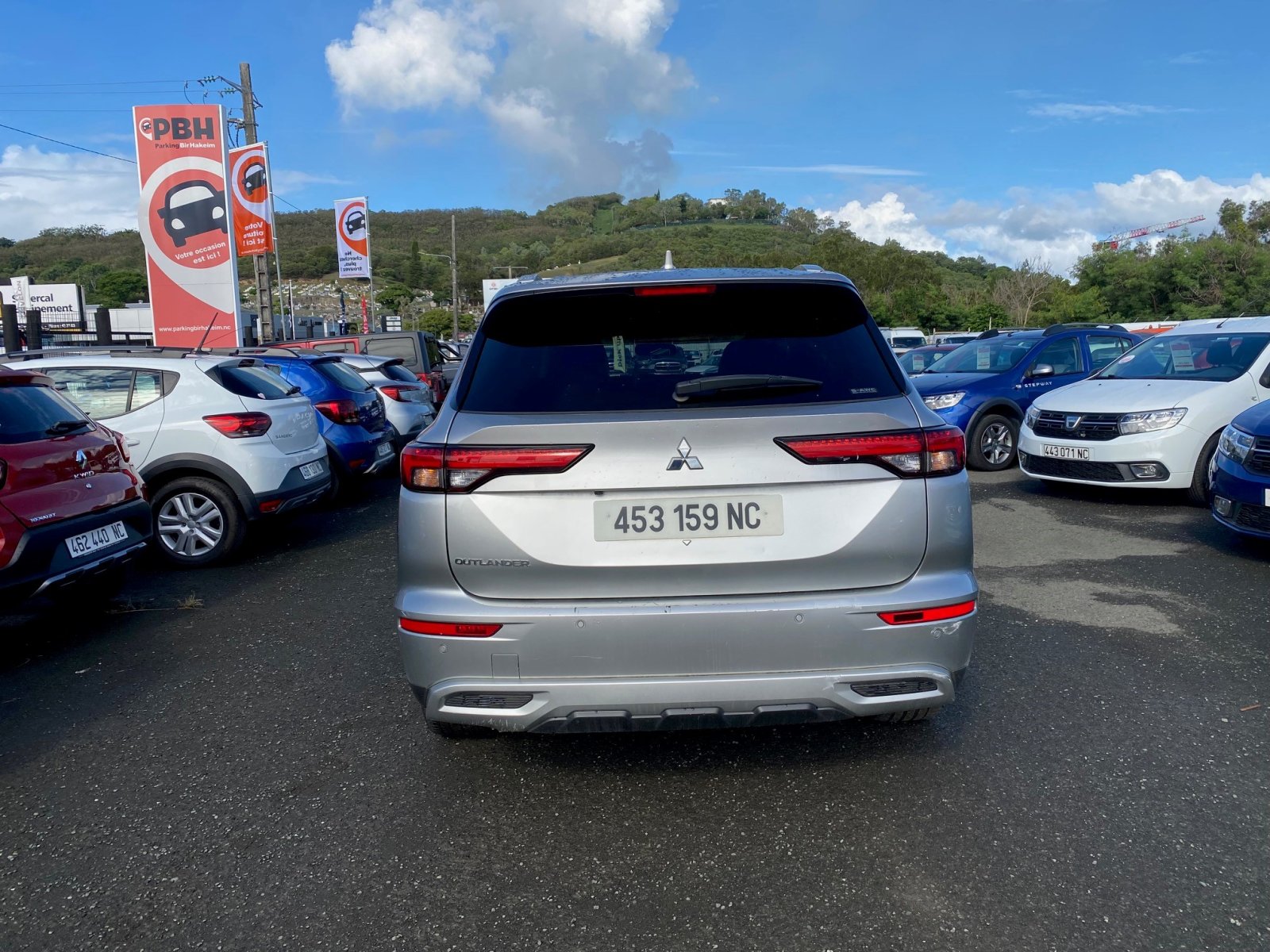 MITSUBISHI OUTLANDER H-LINE 2,5L ESS 184CV BVA8 d'occasion, photo 3