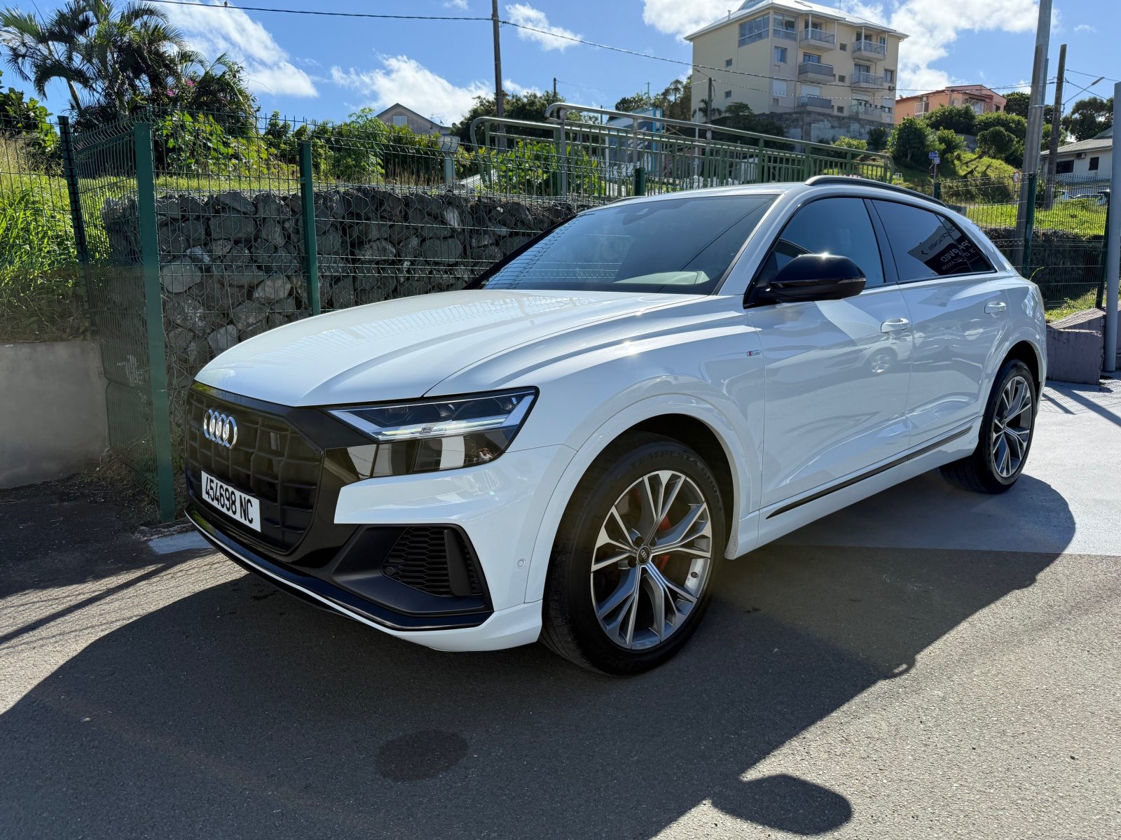 AUDI Q8 55 3L 340CV ESS TIPT QUA d'occasion, vue principale
