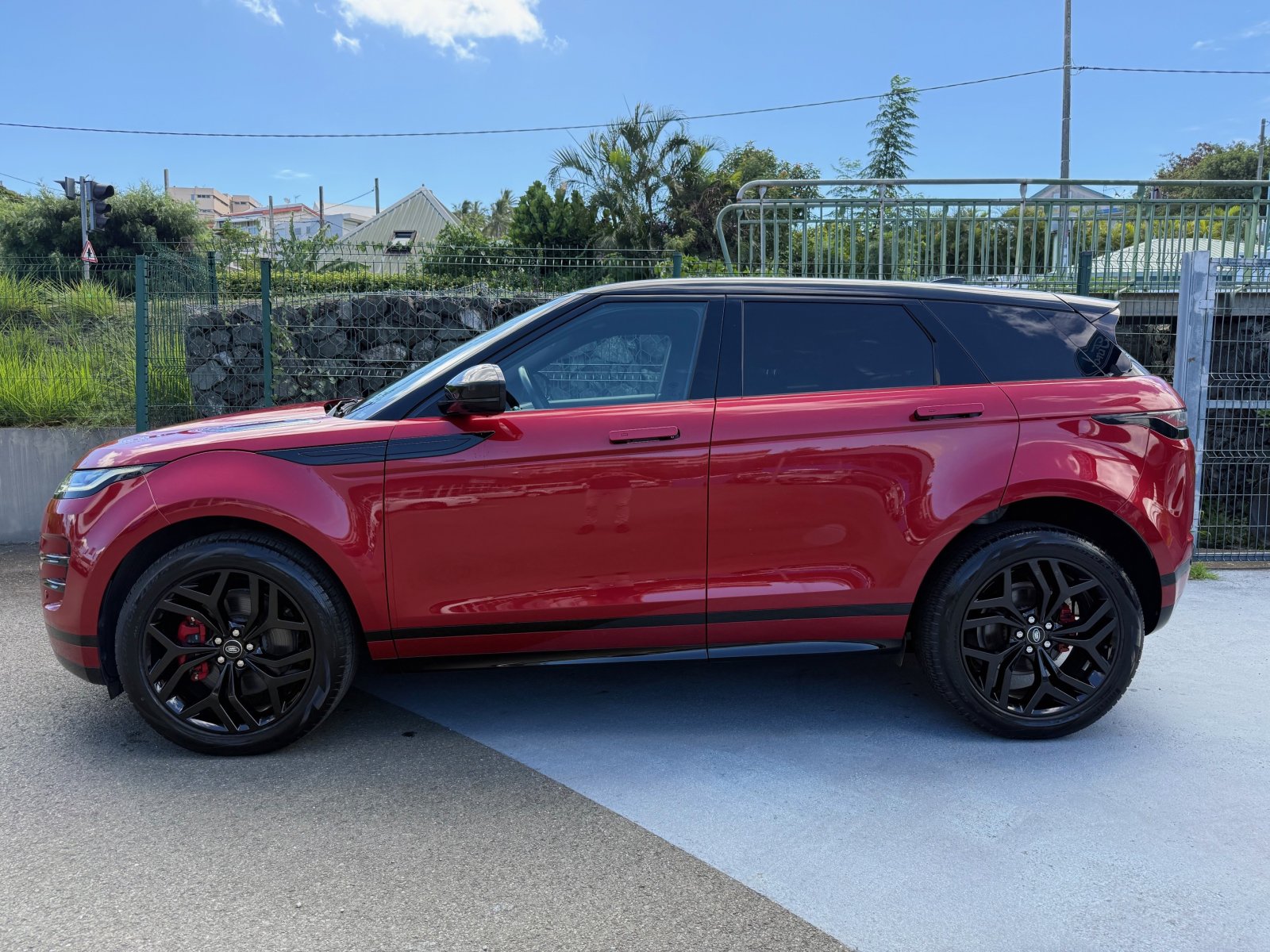 LAND ROVER EVOQUE 2.0L ESS 200CH MHEV BVA 4X4 d'occasion, photo 2