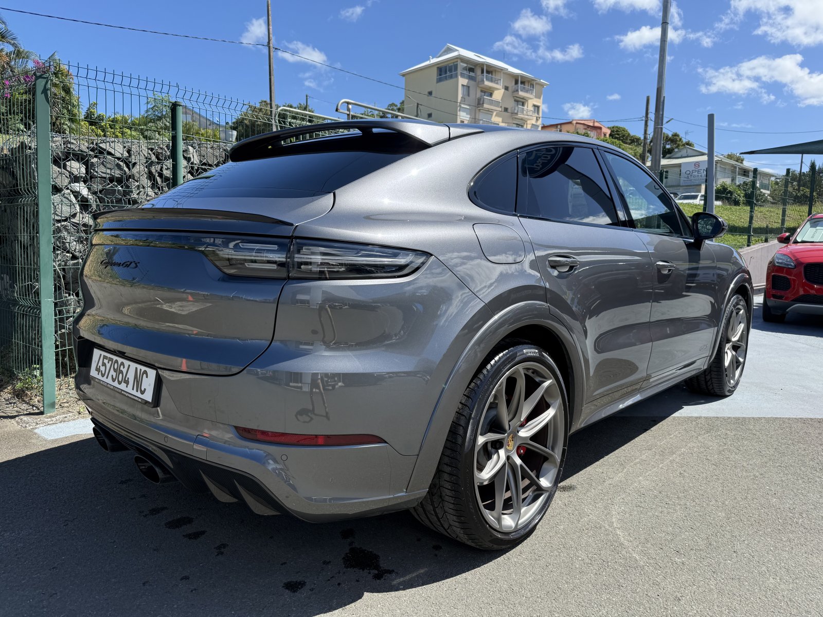 PORSCHE CAYENNE CC GTS 4.0L V8 460CH BVA 4X4 d'occasion, photo 3