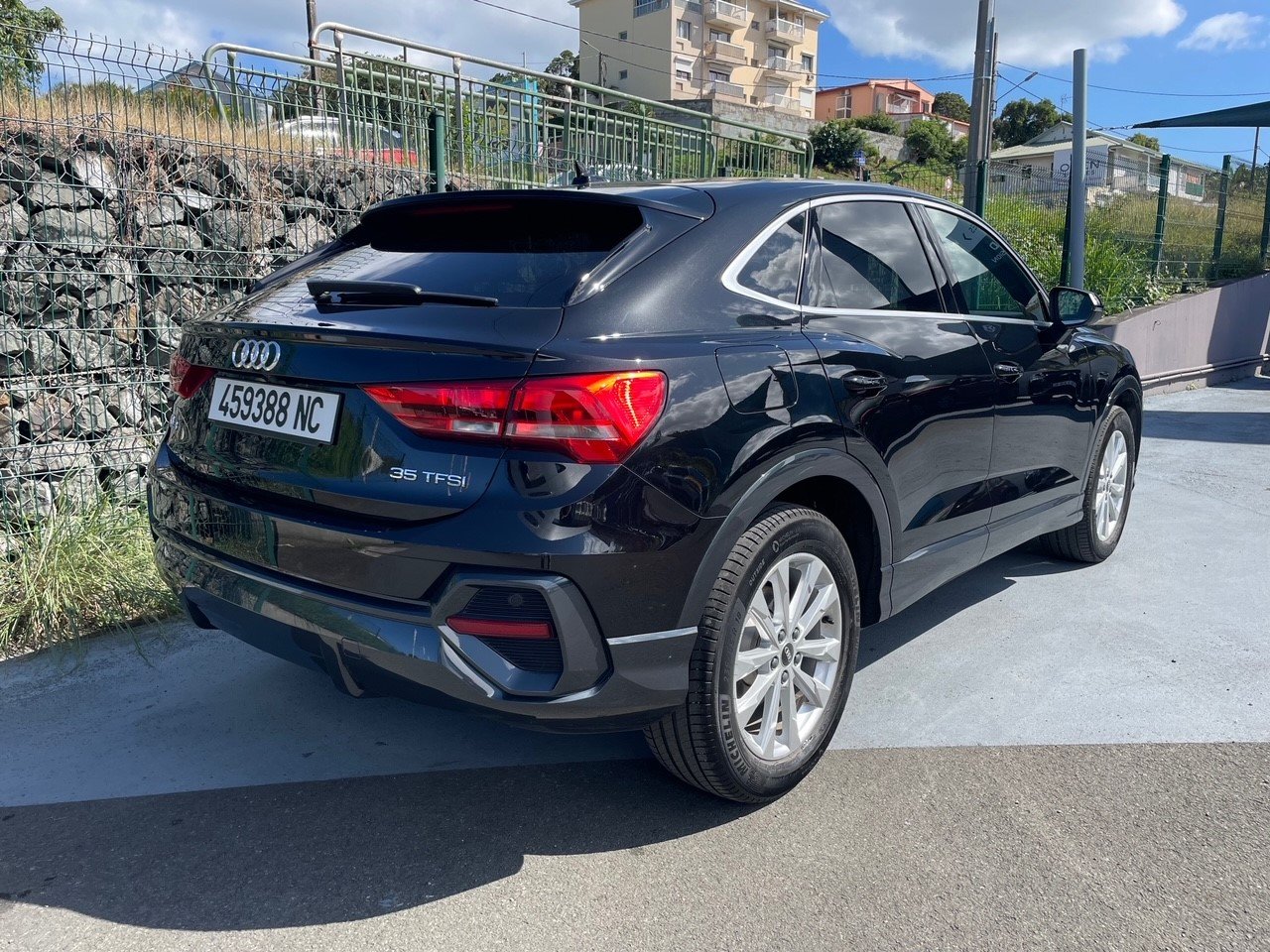 AUDI Q3 SPORTBACK DESIGN 1.5L ESS 150CH BVA 4X2 d'occasion, photo 3