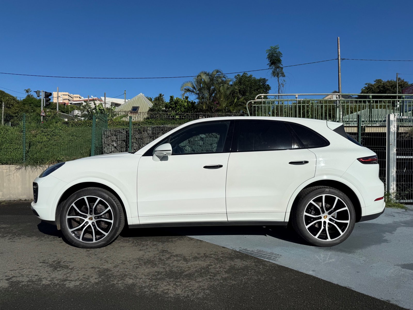 PORSCHE CAYENNE E3 3.0L V6 ESS 340CH BVA 4X4 d'occasion, photo 2