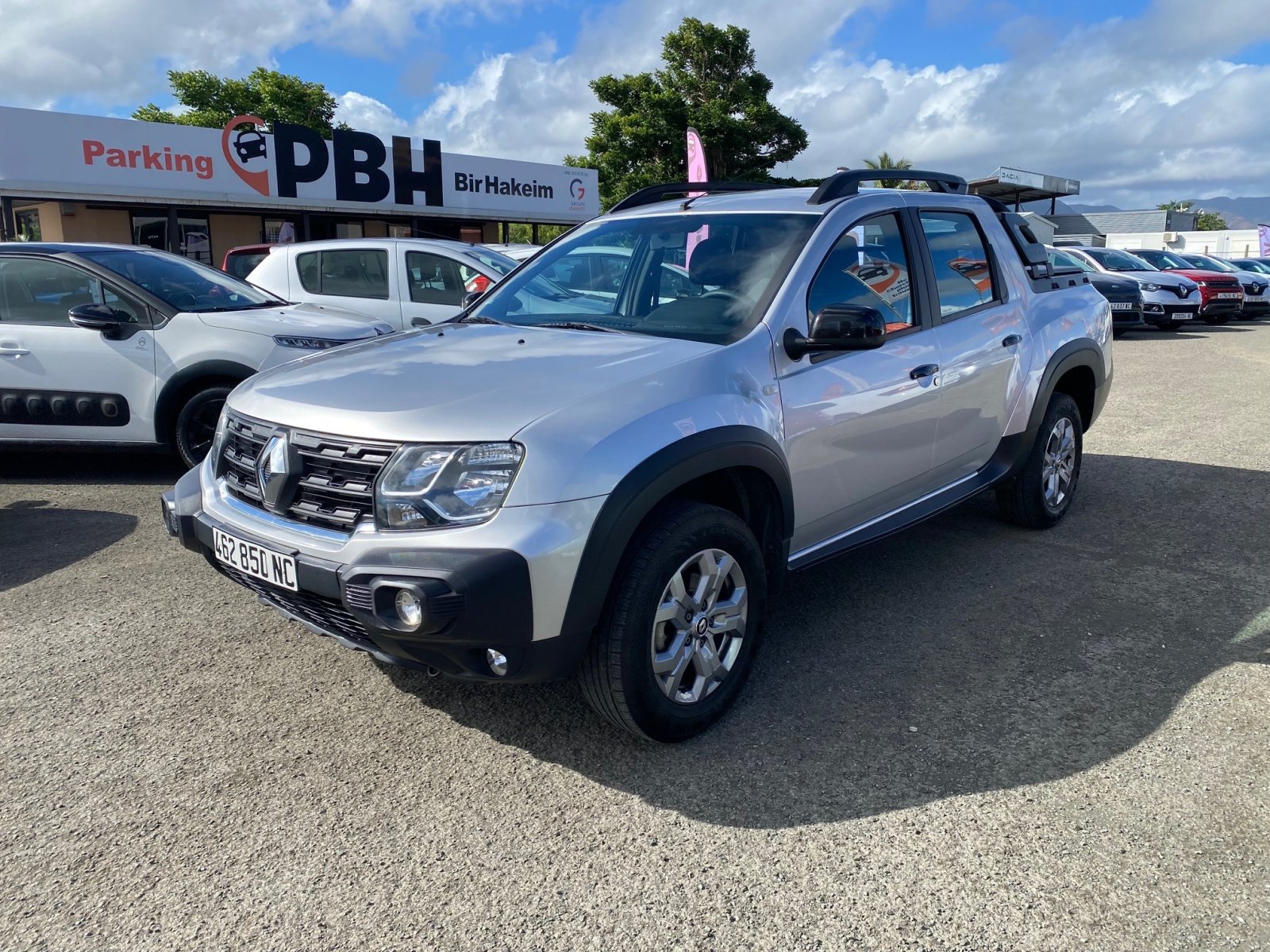 RENAULT OROCH 1,6L ESS 115CH BVM 4X2 d'occasion, vue principale
