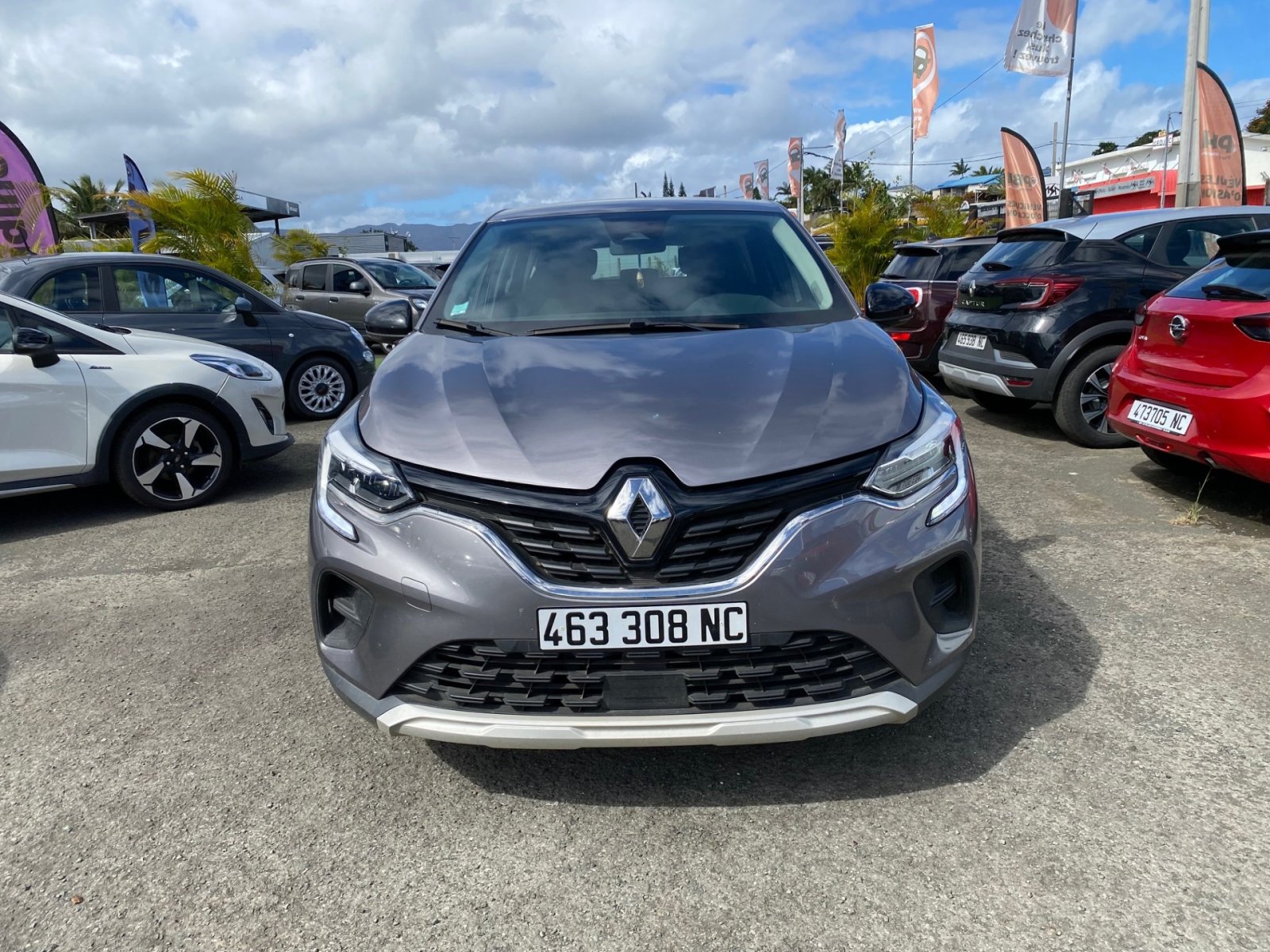 RENAULT CAPTUR ZEN ONE 1,3L ESS 140CH BVM d'occasion, photo 2