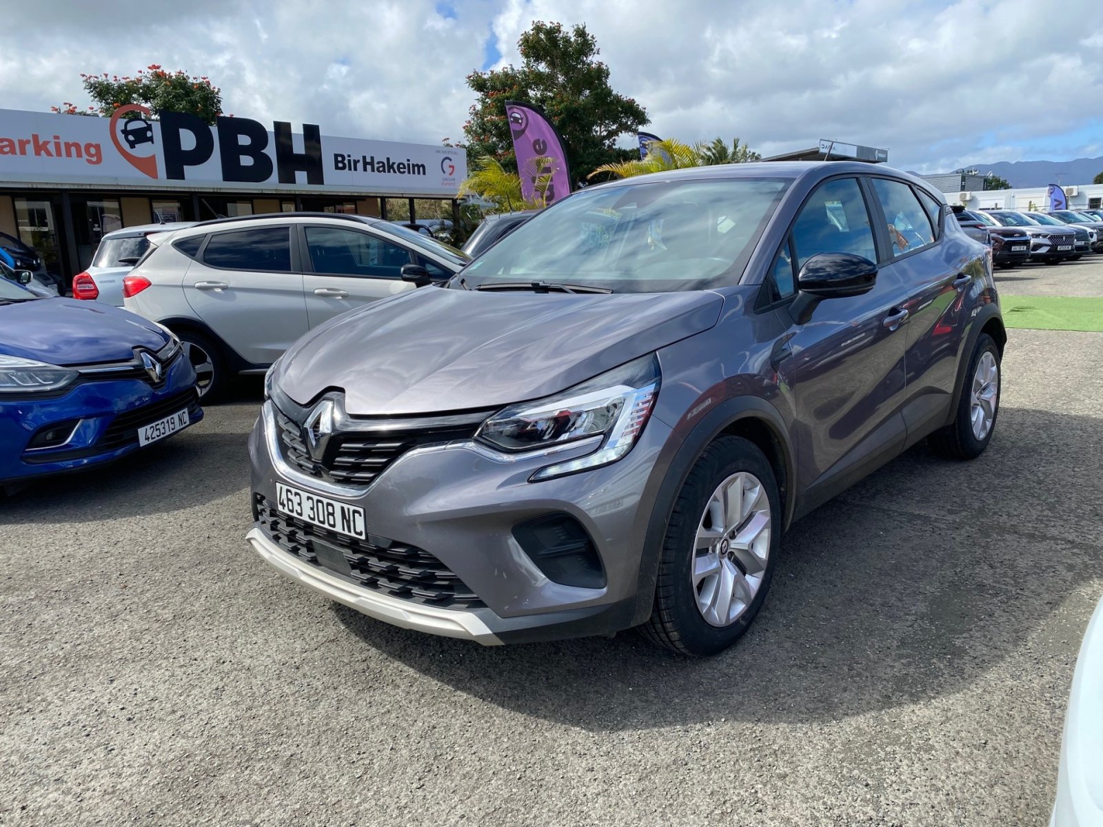 RENAULT CAPTUR ZEN ONE 1,3L ESS 140CH BVM d'occasion, vue principale