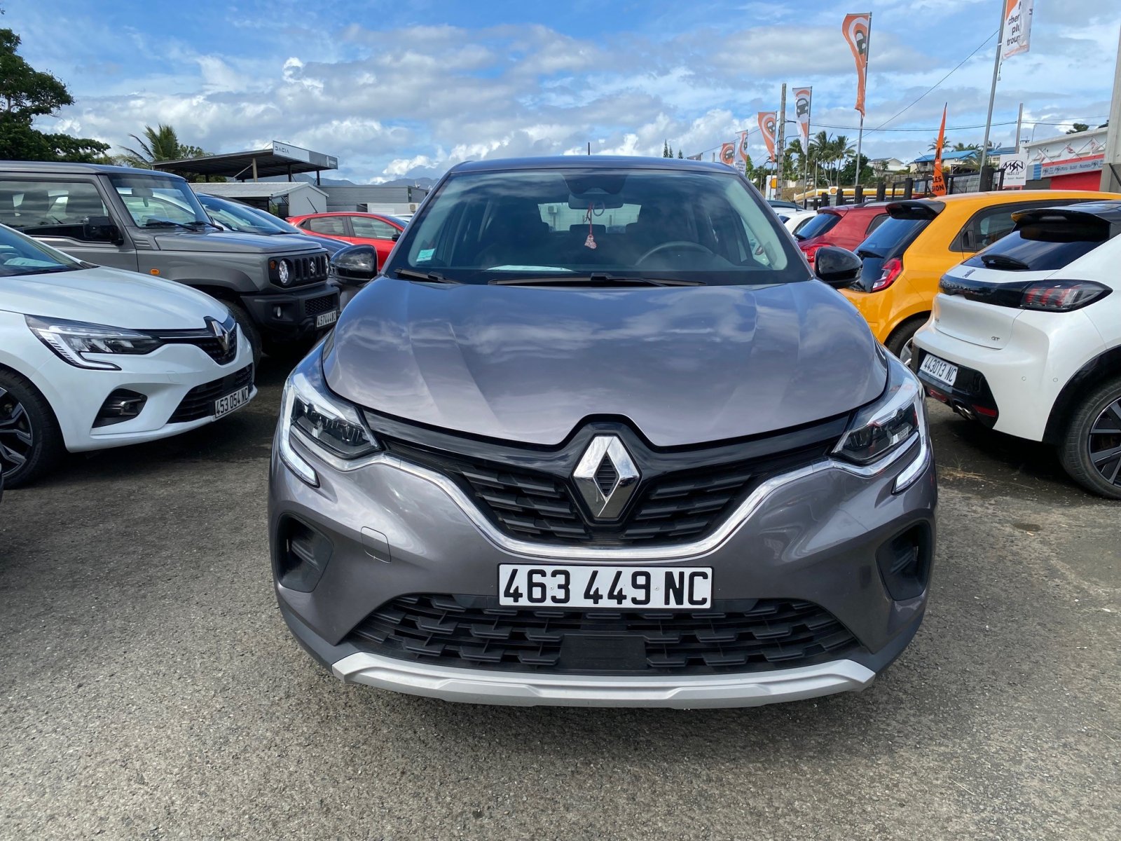 RENAULT CAPTUR ZEN ONE 1,3L ESS 140CH BVA d'occasion, photo 2