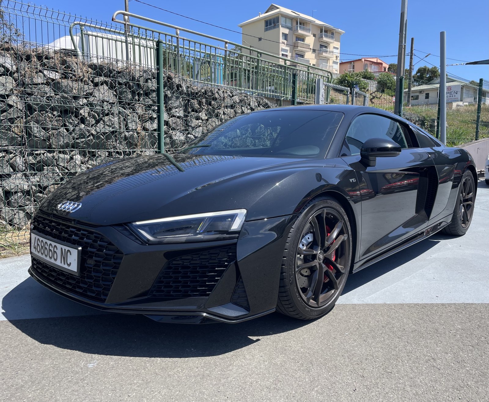 AUDI R8 CC V10 5.2L ESS 570CH BVA RWD d'occasion, vue principale